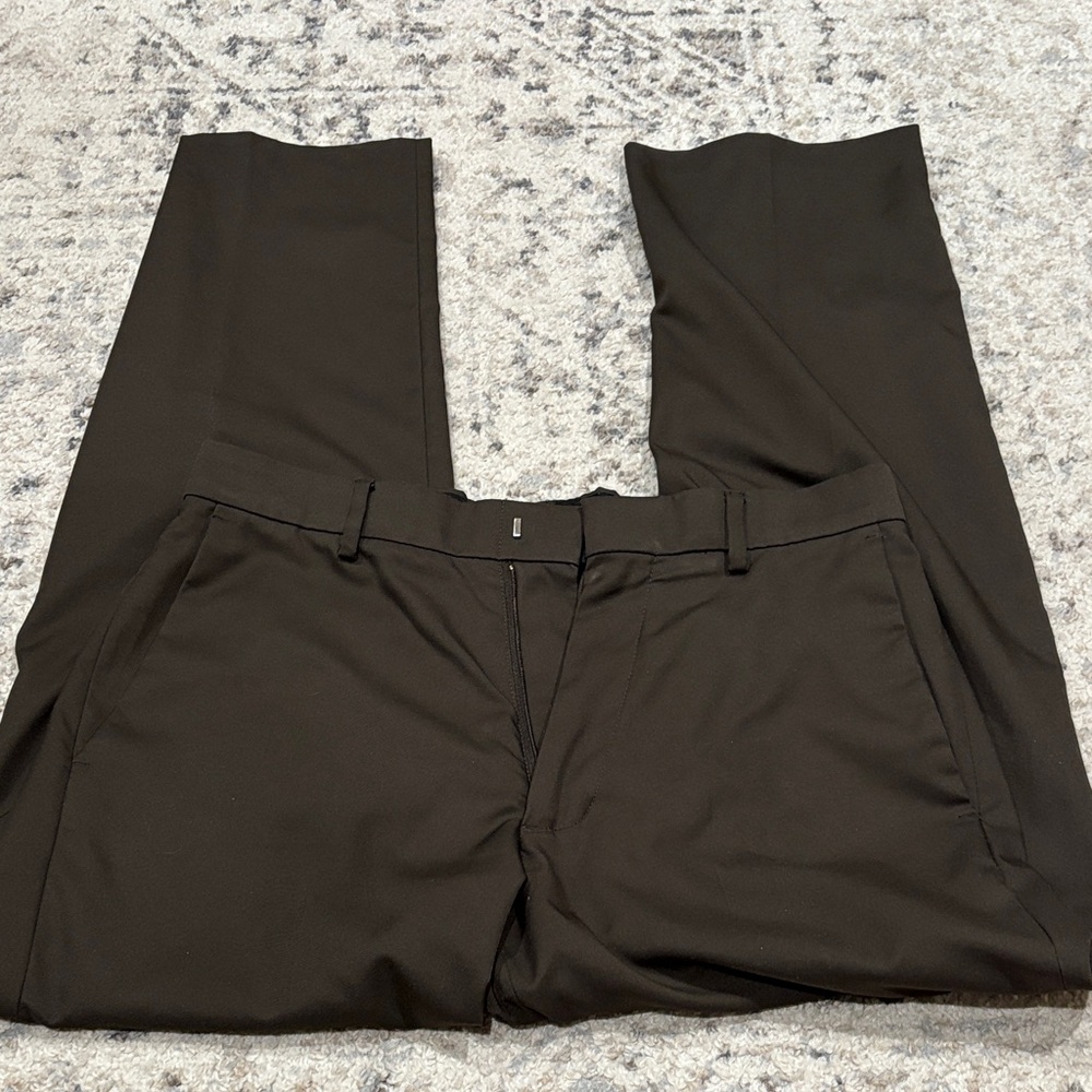 Haggar Men's Classic Brown Dress Pants